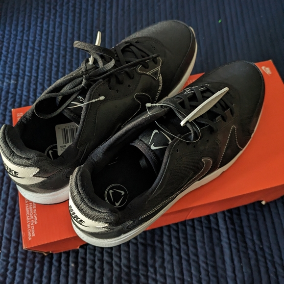 Nike Atsuma Trainers Men 9 Running Mens Shoes repo zz - Picture 6 of 7